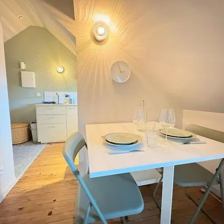Apartment Abri-cotier- 2 Personnes - *